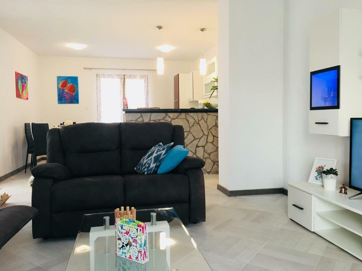 מאלינסקה Apartments Mario מראה חיצוני תמונה